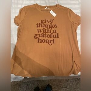 Women’s thankful tee